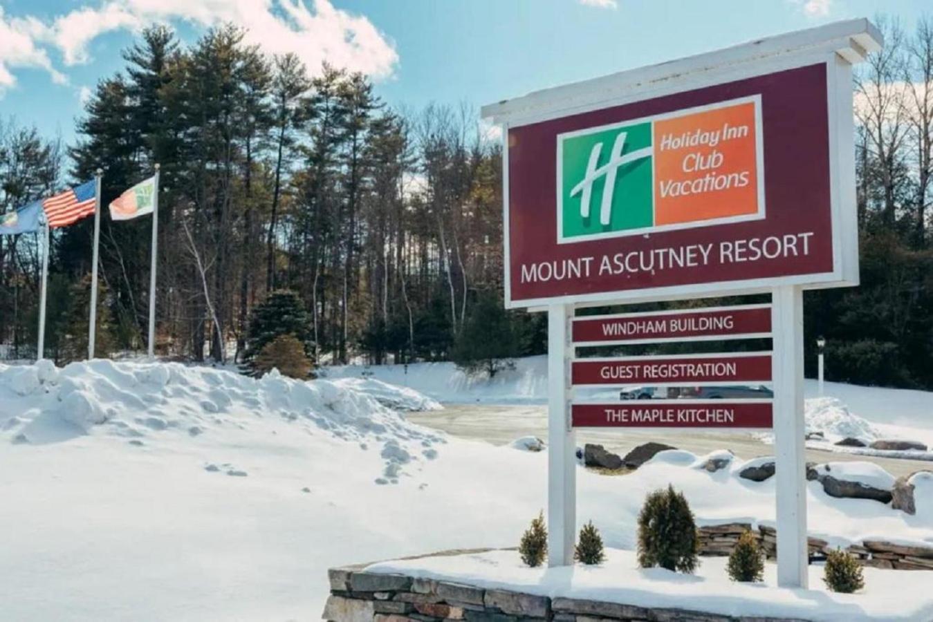 Enjoy snowball fights or romantic nights in a 1BD vacation apartment view 4
