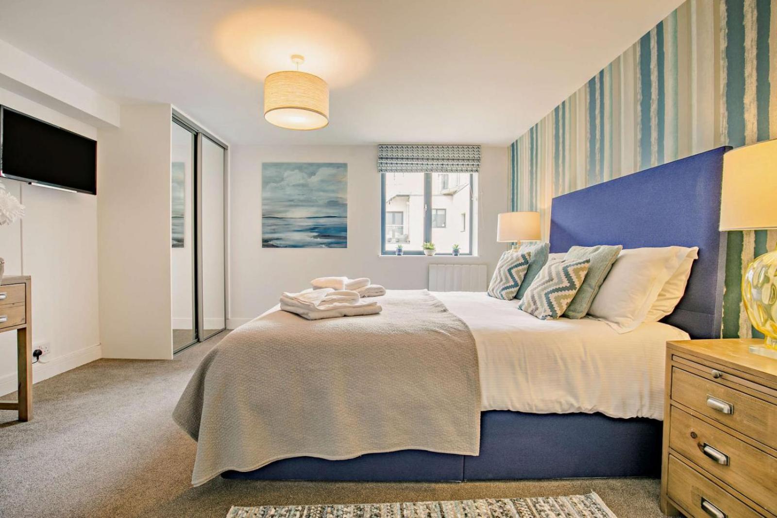 4 Woolacombe West - Luxury Apartment at Byron Woolacombe, only 4 minute walk to Woolacombe Beach! view 4