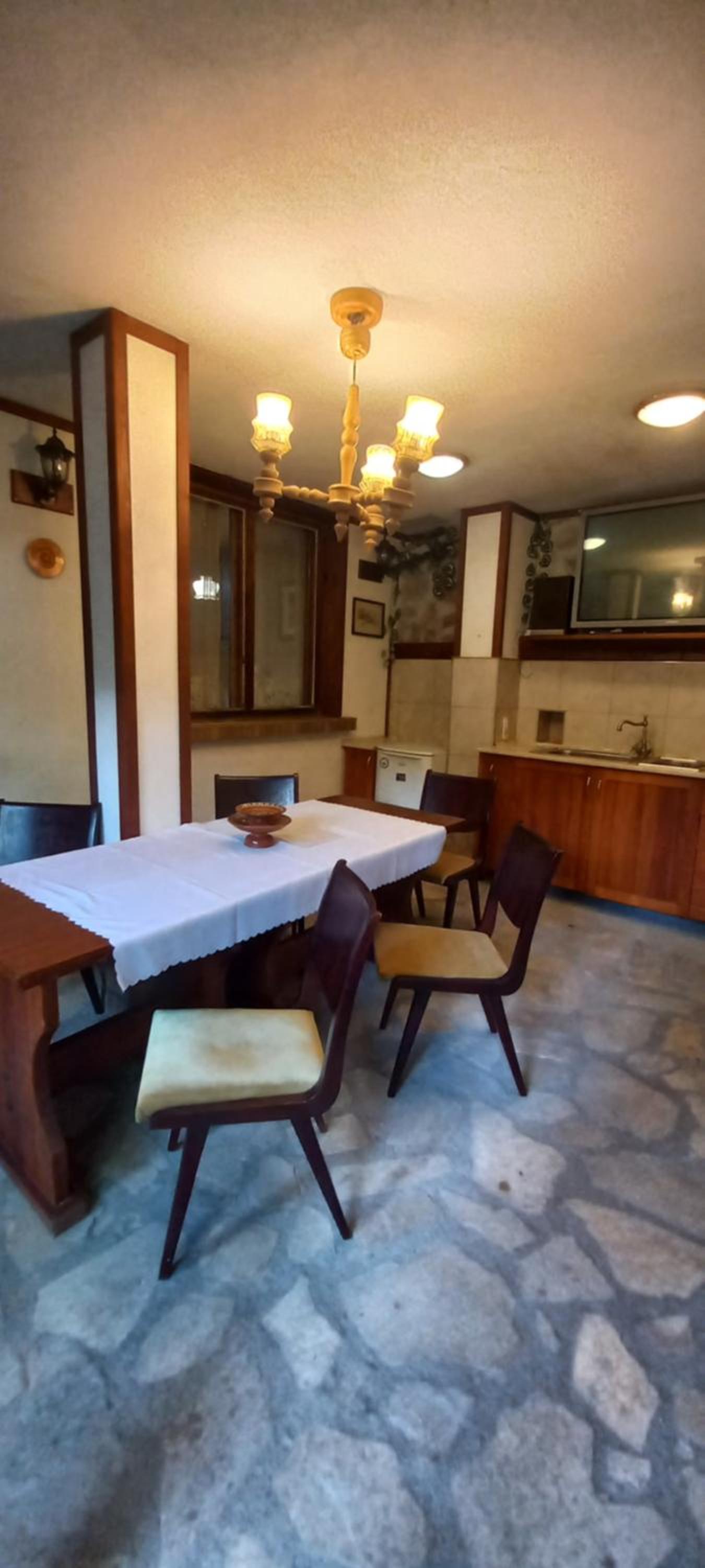 Dumanova house