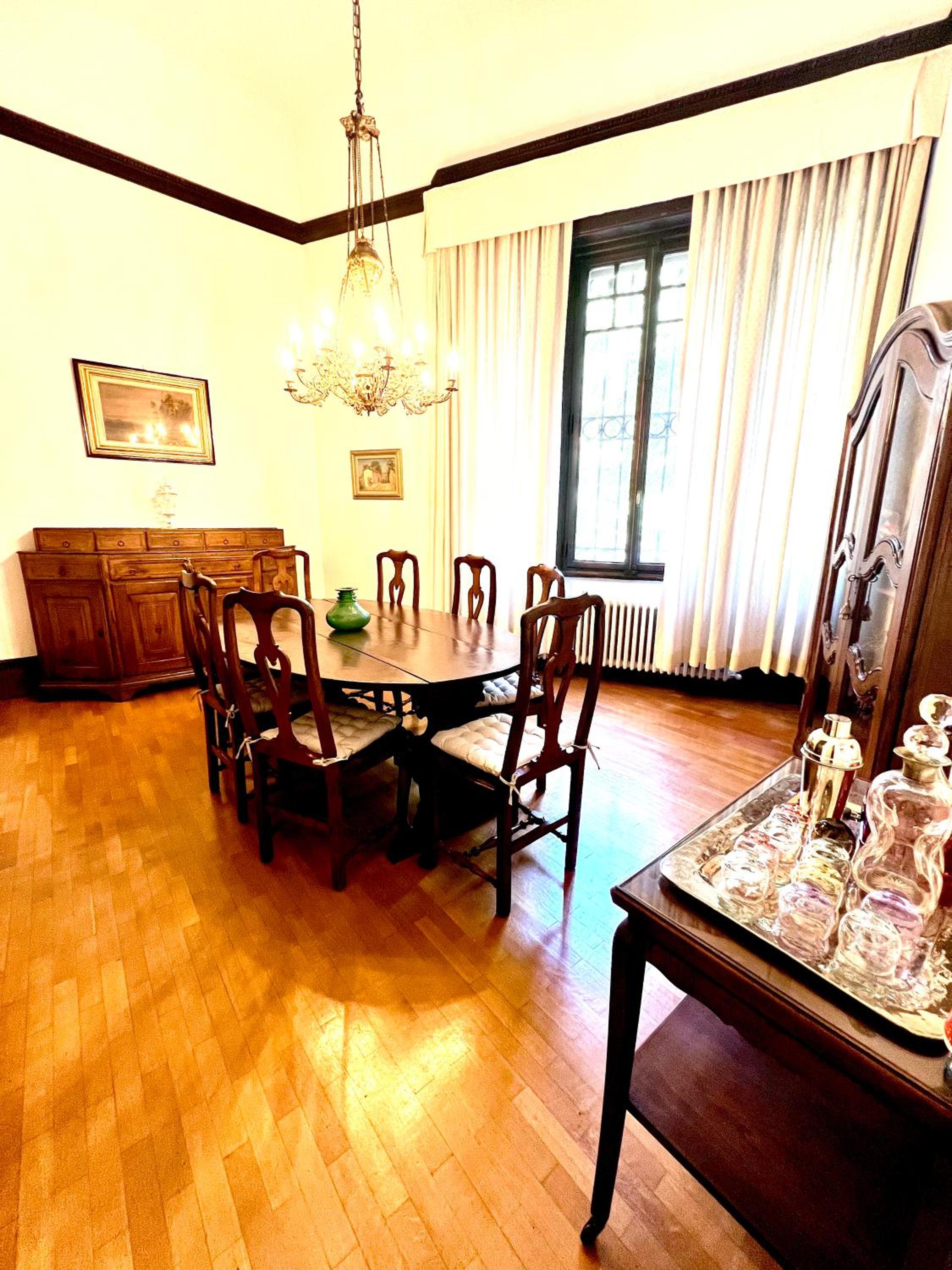 Luxury Liberty Apartment
