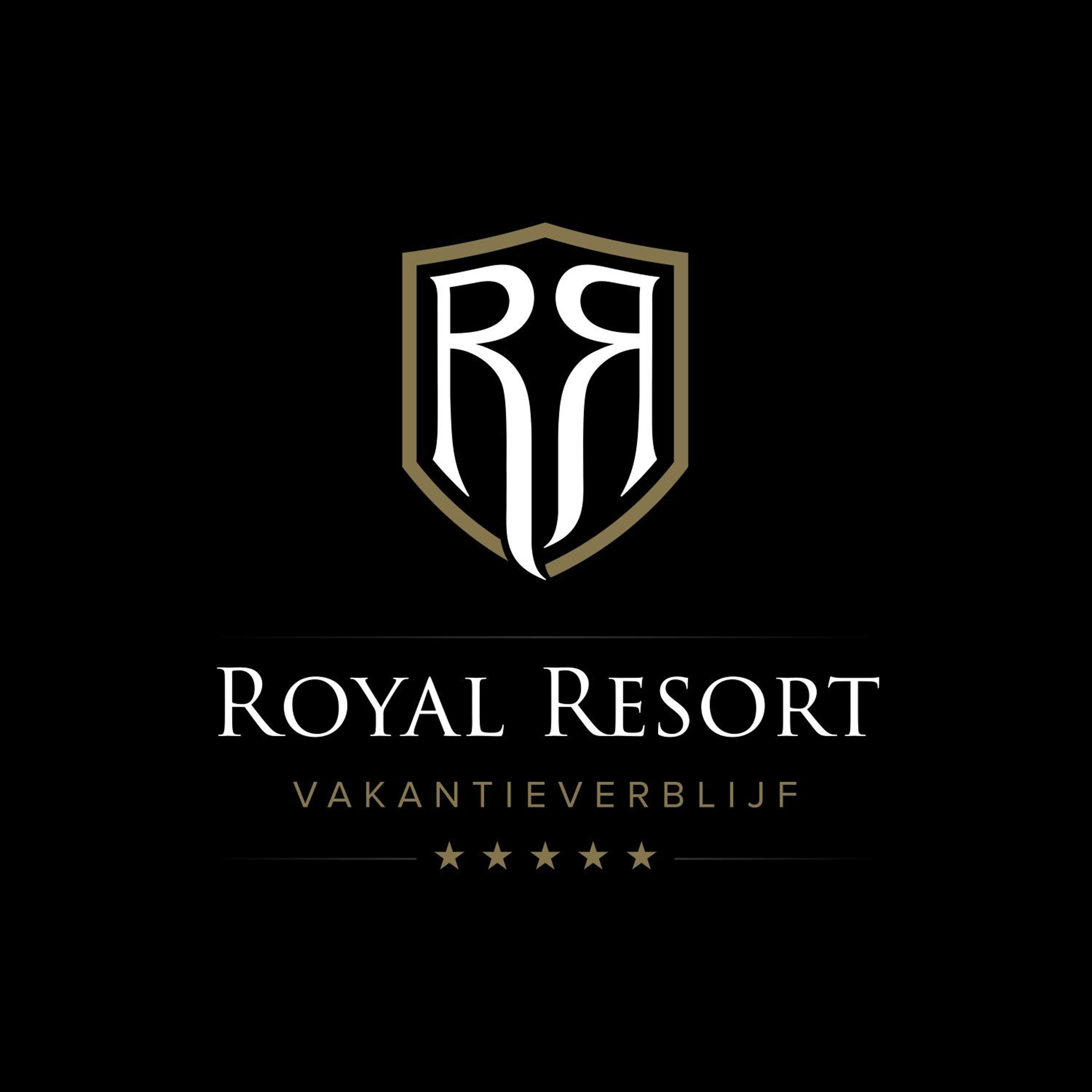 Royal Resort Cosy Cabin met Hottub view 5