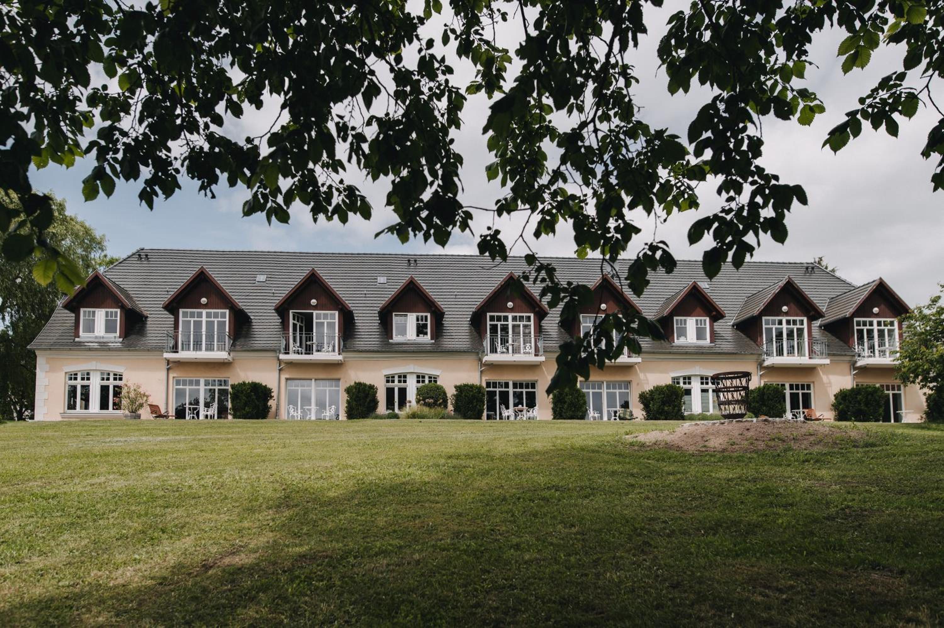 THERESET Schloss Groß Plasten