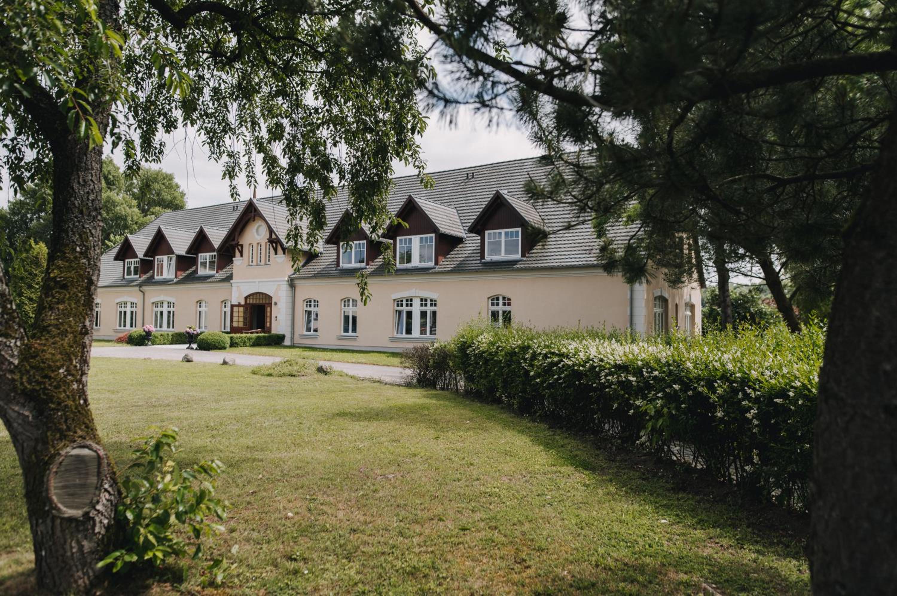 THERESET Schloss Groß Plasten