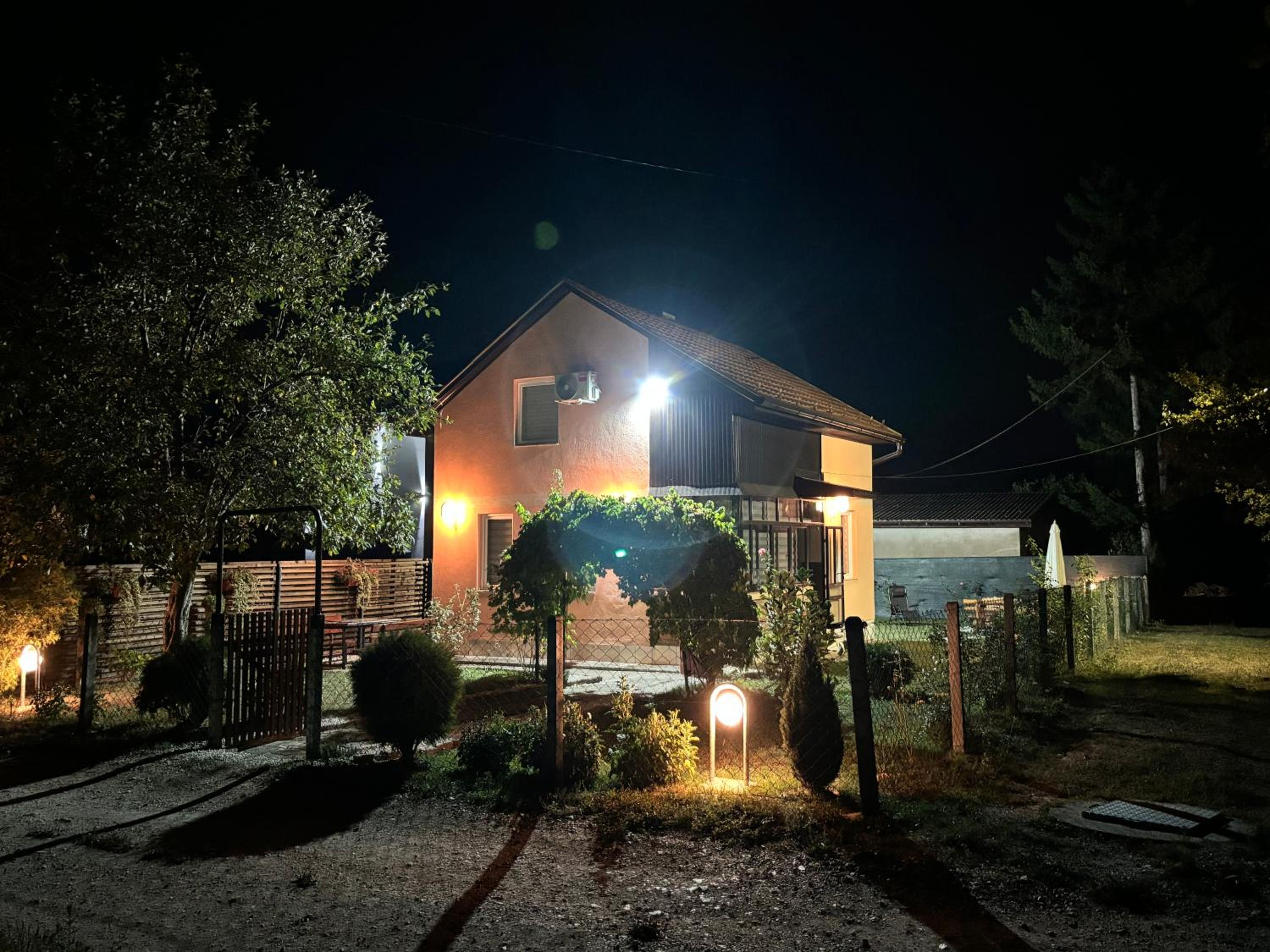 VillaH Weekend House