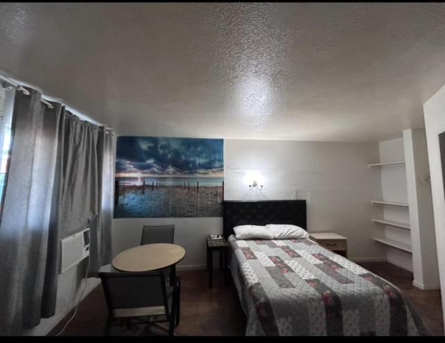 Anchor Motel & RV Park view 2