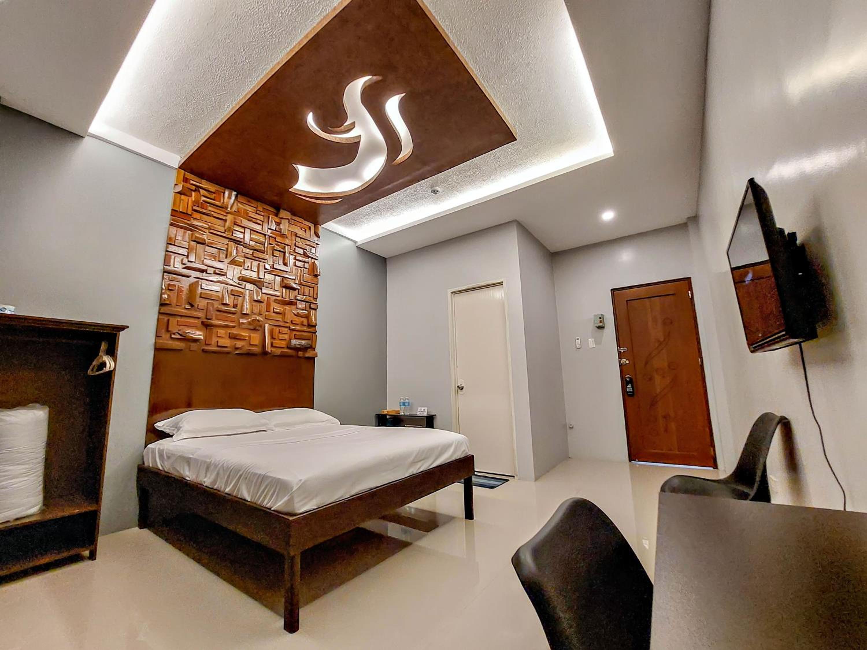 JCzar Suites view 3