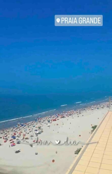 Apartamento Praia Grande! Prédio frente ao mar