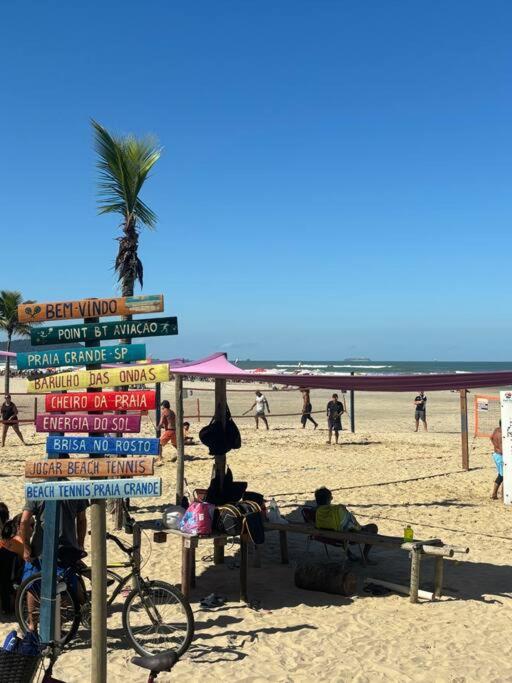 Apartamento Praia Grande! Prédio frente ao mar