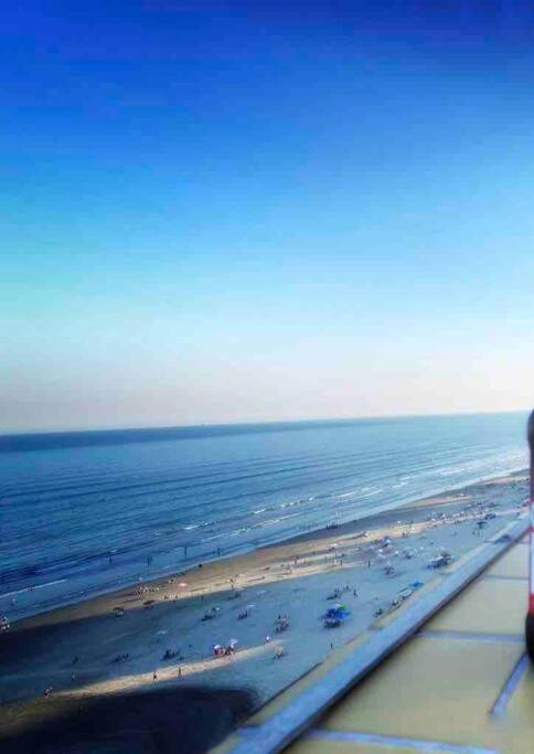 Apartamento Praia Grande! Prédio frente ao mar
