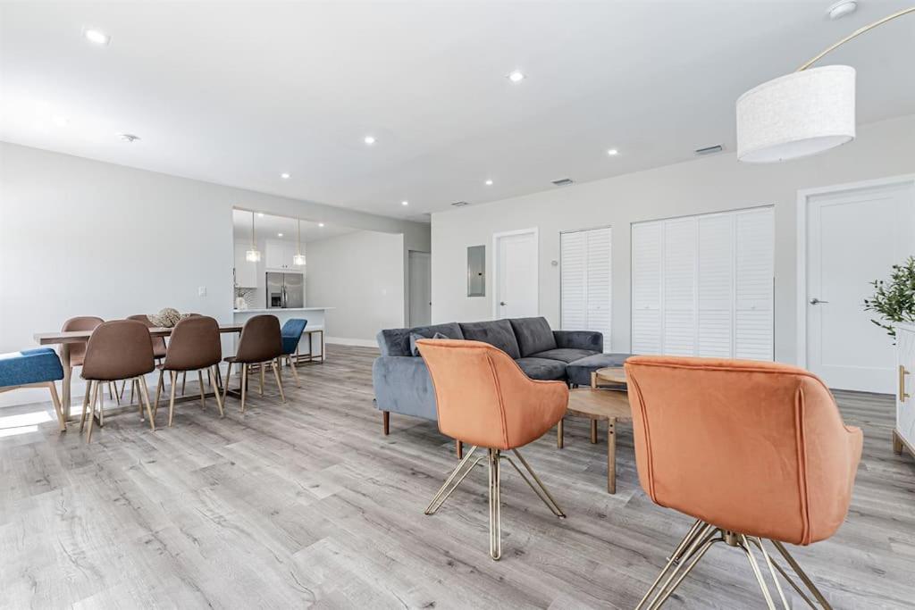 Modern Miami Unit 1 - Close to South Beach & Airport