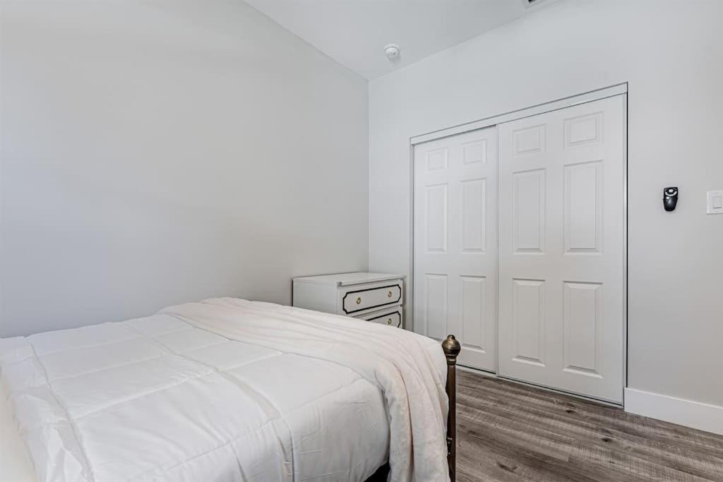 Modern Miami Unit 1 - Close to South Beach & Airport
