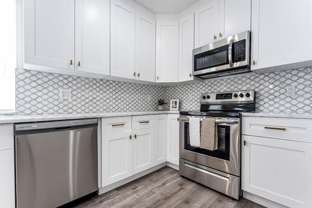 Modern Miami Unit 1 - Close to South Beach & Airport