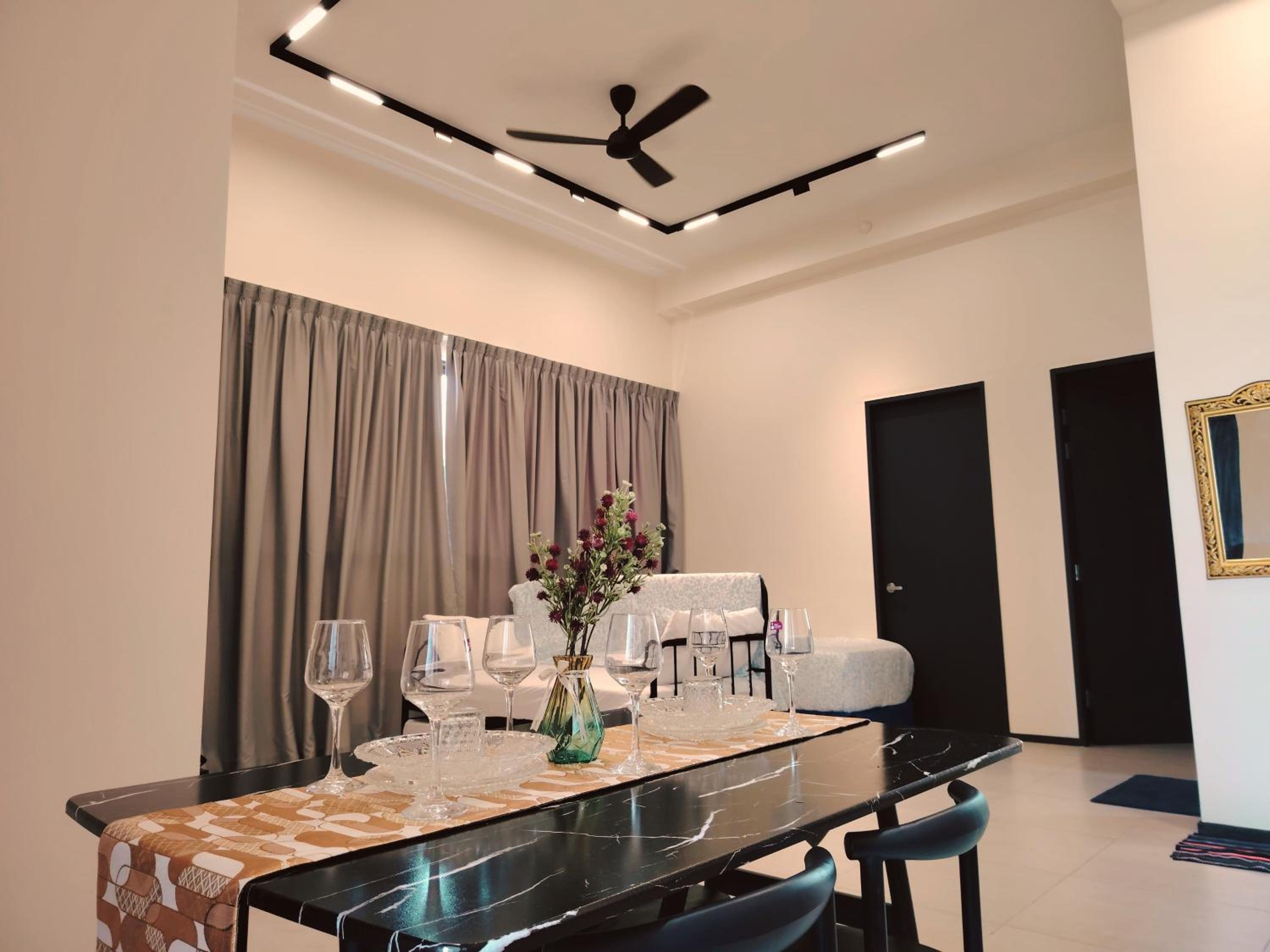 world premium apartment 3BR pool sea view netflix 14pax a27 photo 2