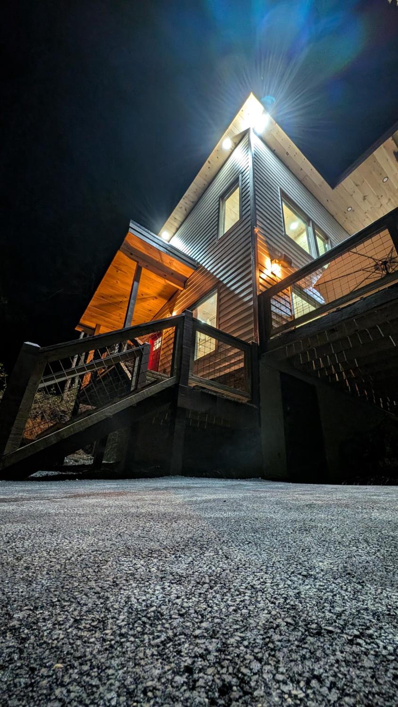 Beautiful! Moonlight view Luxury cabin view 4
