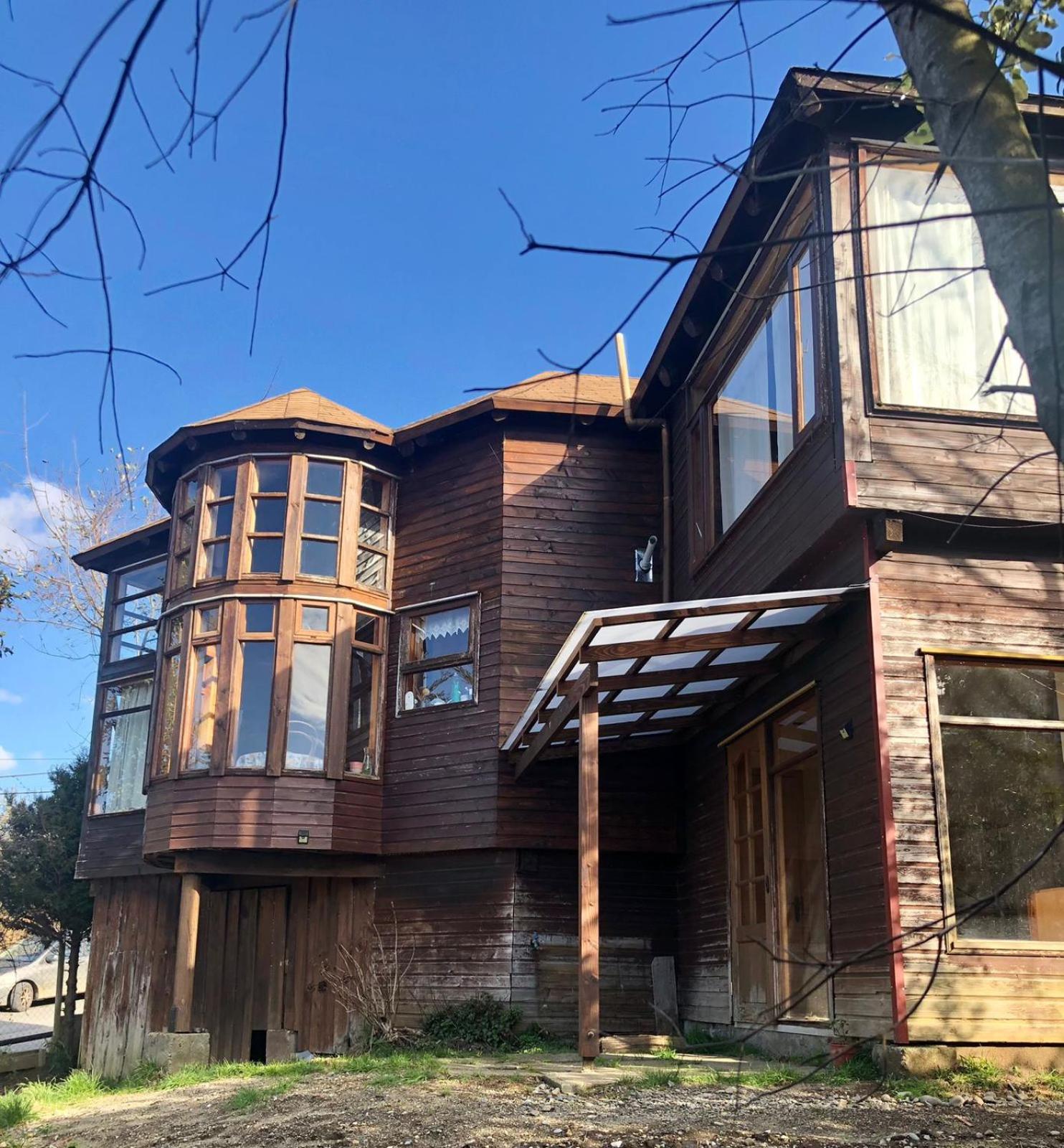 Maravillosa casa conlago y playa en Puerto varas