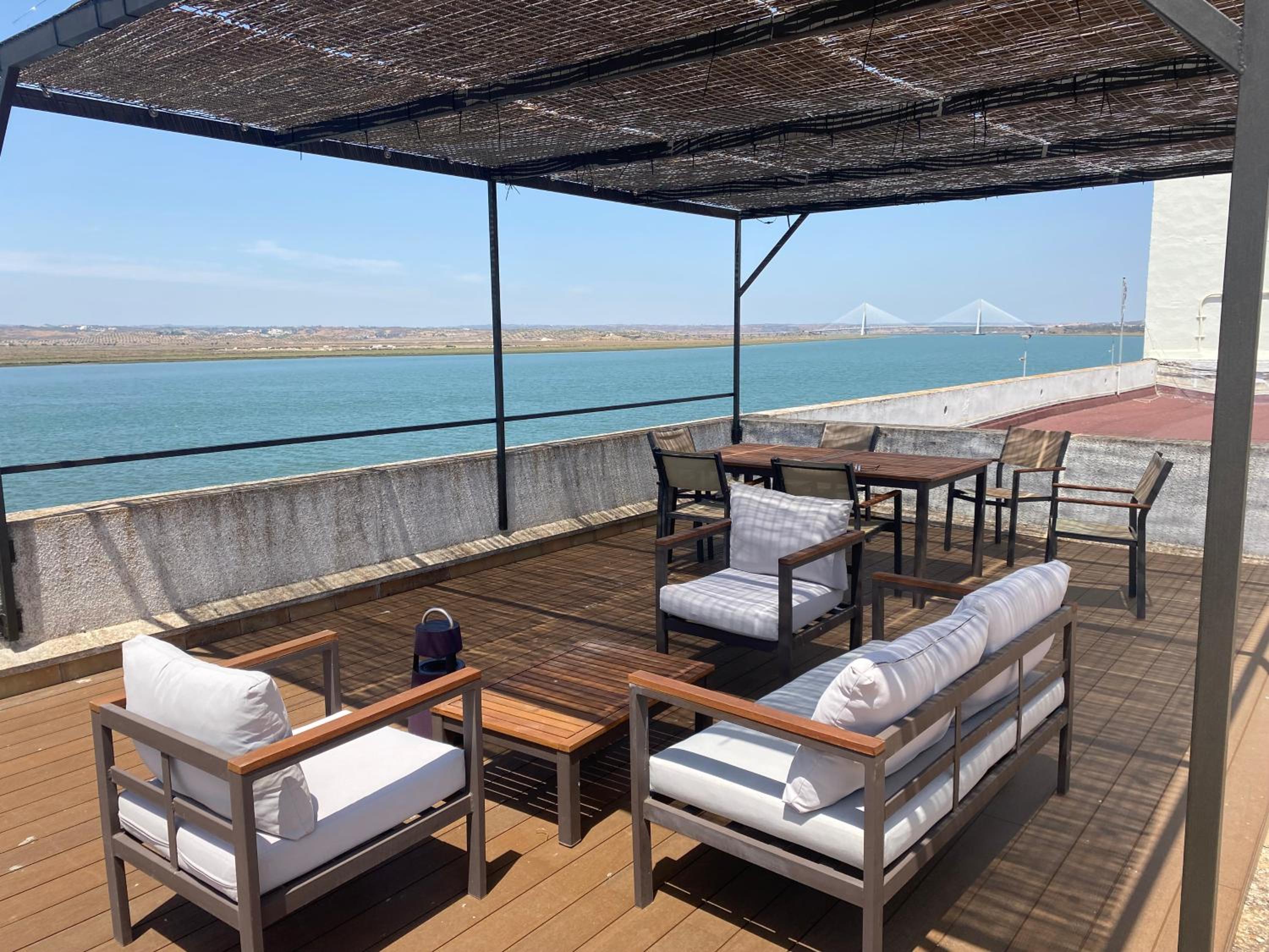 Hotel Baluarte del Guadiana - Image 1