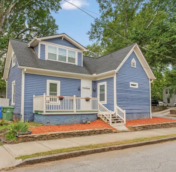 Your Cozy Atlanta Retreat, 10 Mins From Downtown view 4