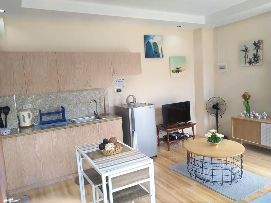 1 BR apartment unit - Orchid view 3
