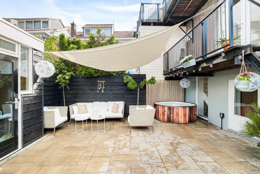 Hotel Chique Ibiza Zaandam