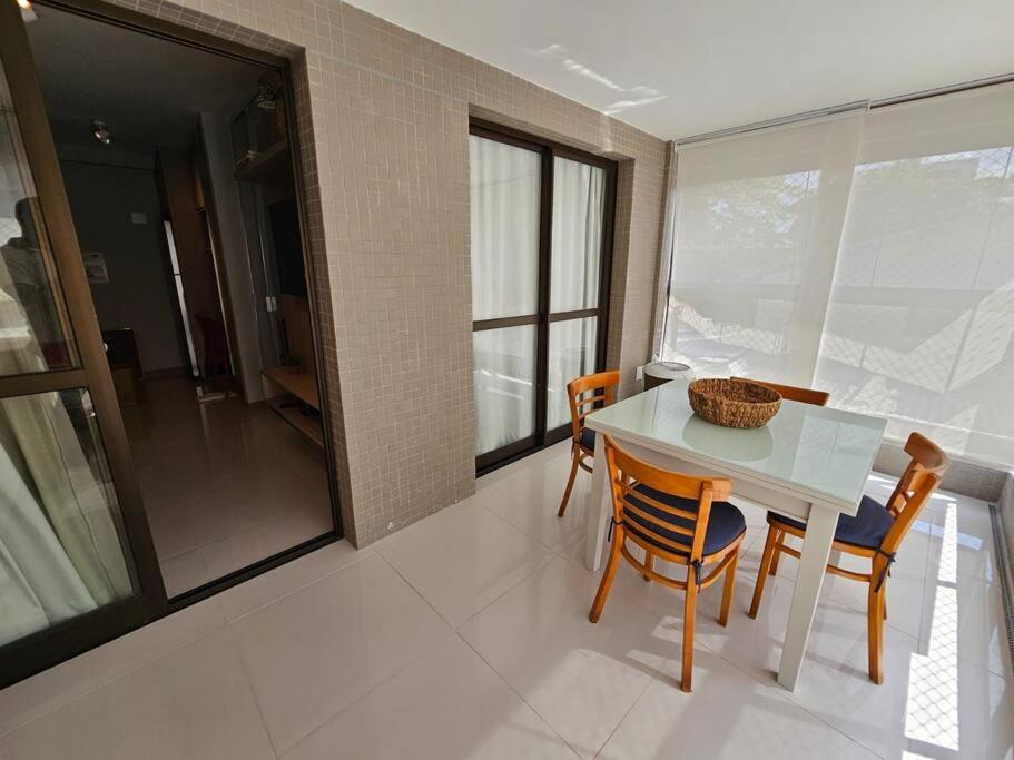 Quarto e sala em Ondina, Salvador, Bahia, decorado