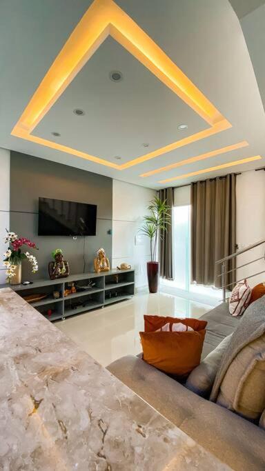 Maia Beach Rentals apto 24