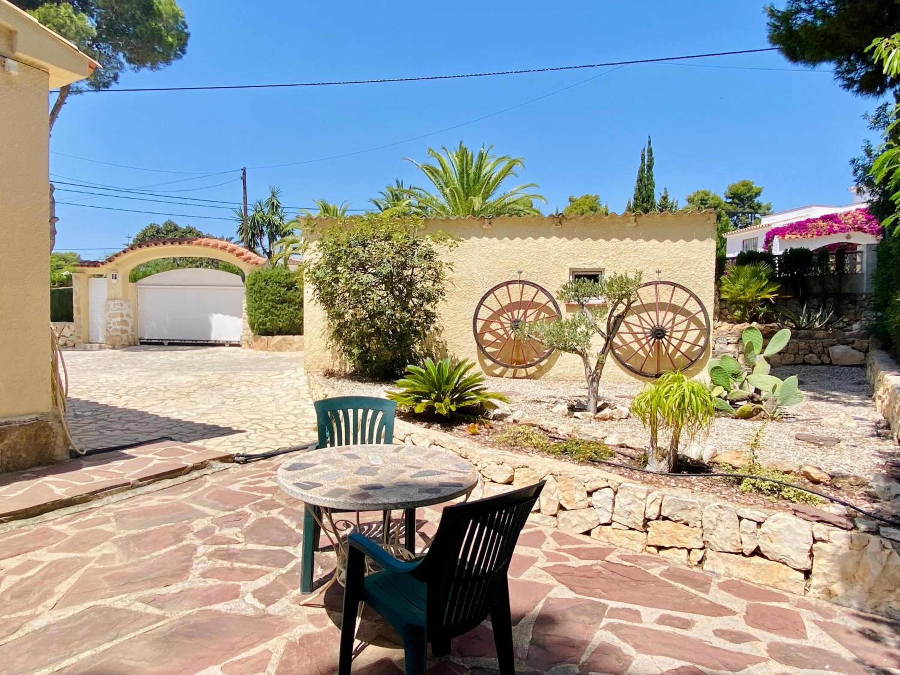 "Casa Claudia" - private holiday home with pool and garden in Moraira view 5
