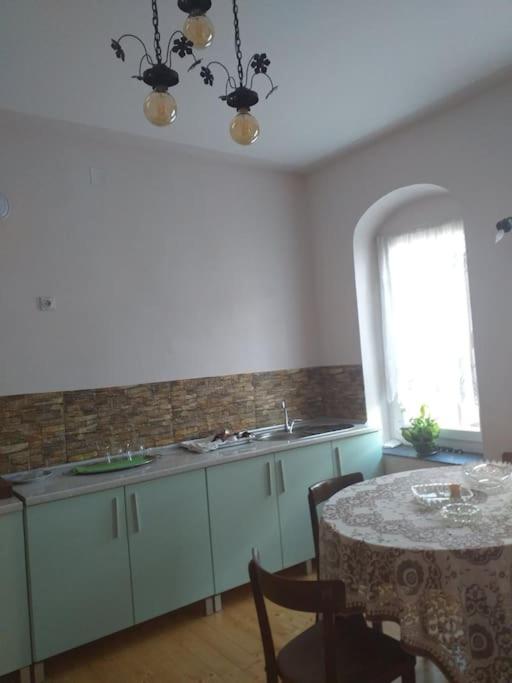 Stomnar's retro house view 3