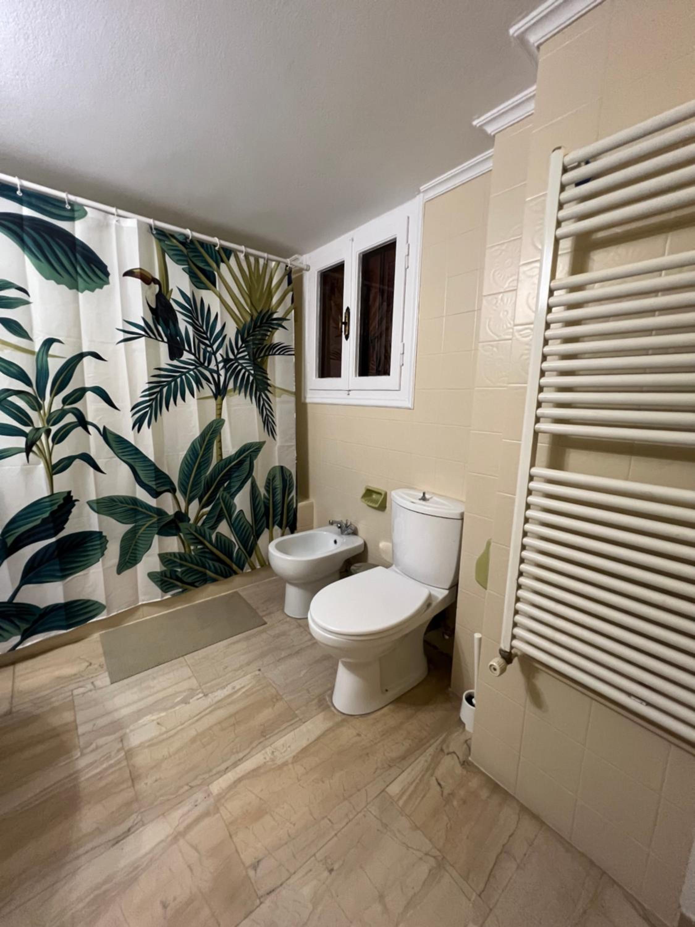 garlichome