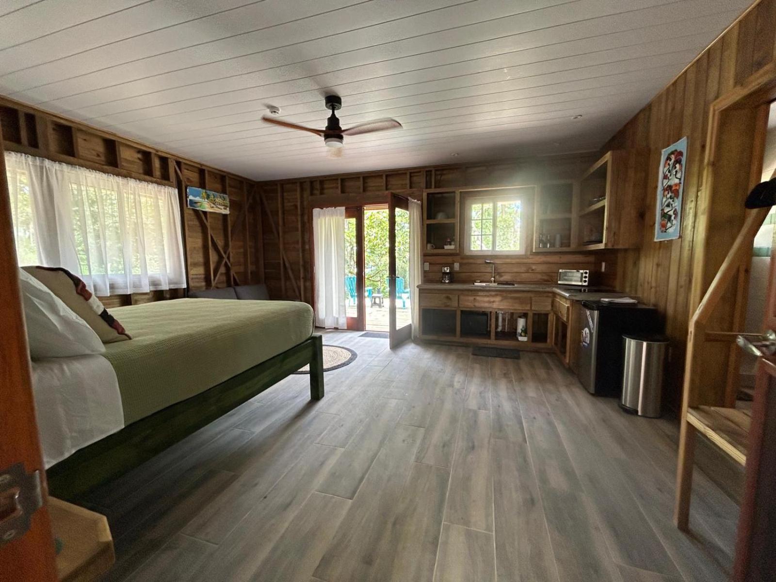Toucan Hill Lodge view 5
