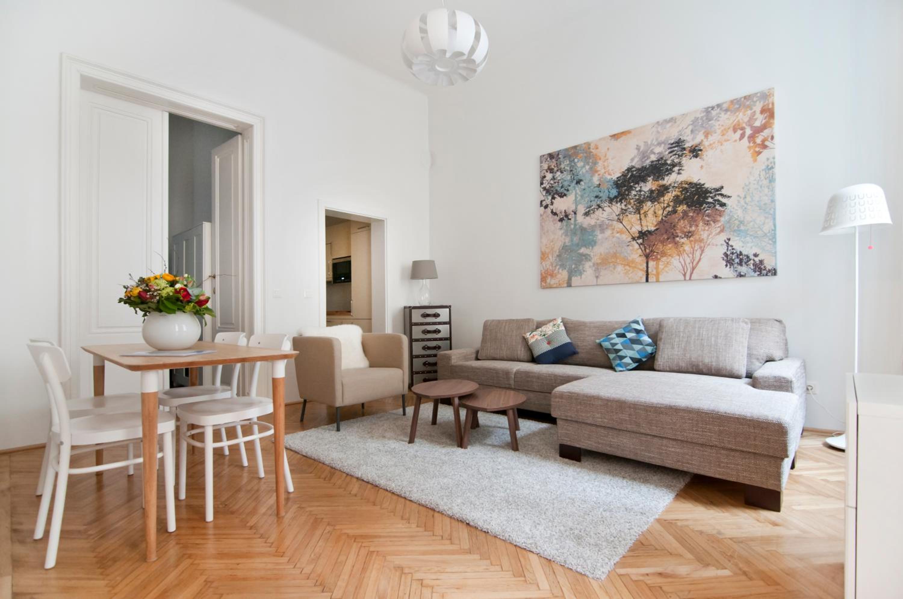 HeyMi Apartments Oper