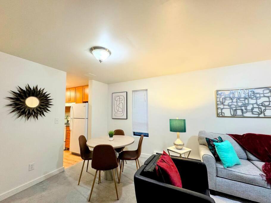 Seattle Vacations - Cedar Heights w sauna n bonfire - Property Image 4
