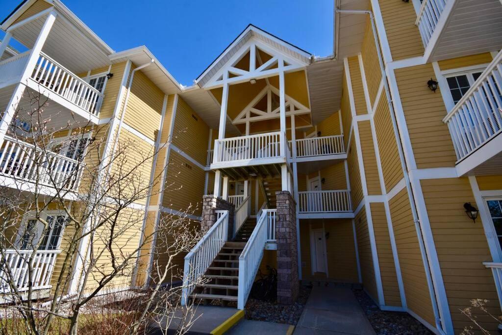 Hotel Lux Jacuzzi Suite - Top Level