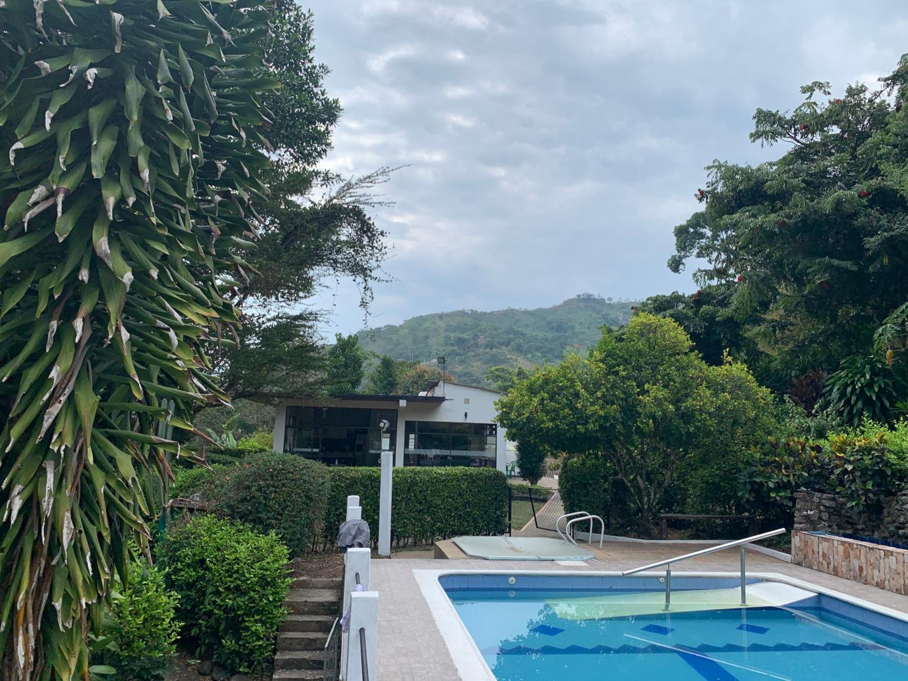 Finca Calandaima casa-cabaña independiente un lugar mágico