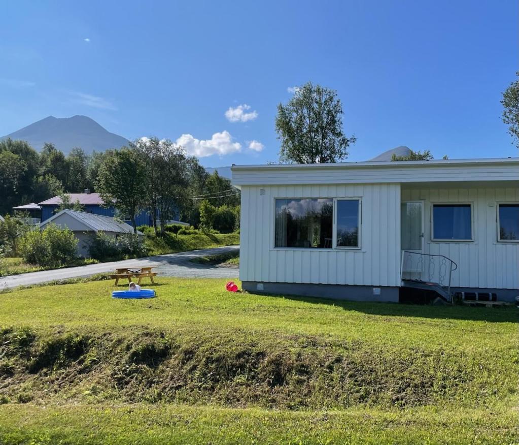 Lyngen accommodation and sauna