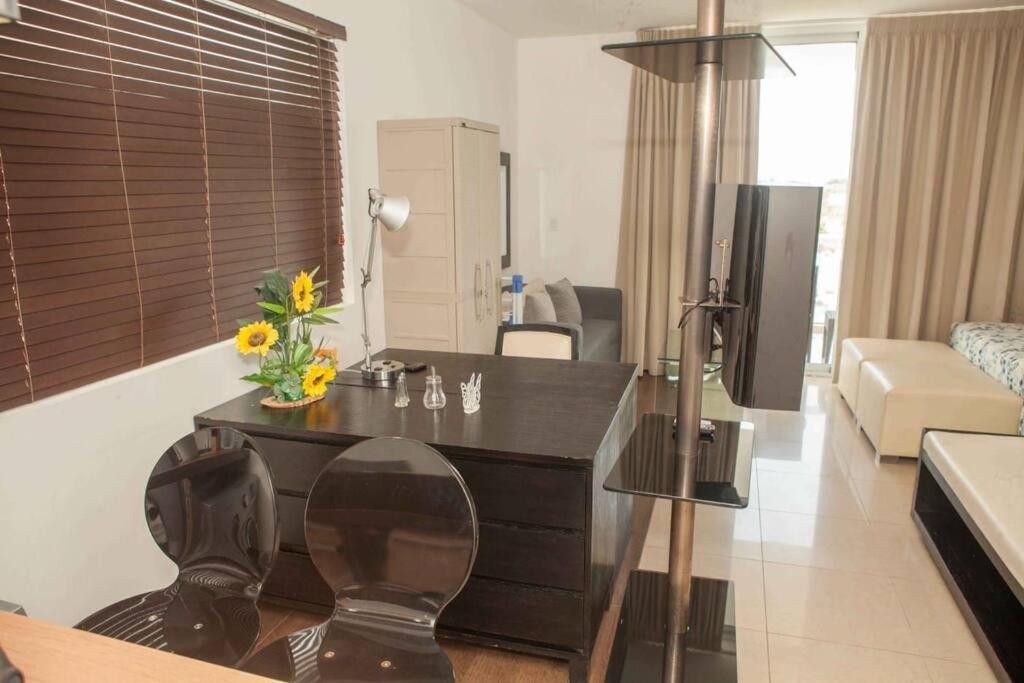 Close to Beach King Suite in Town Center view 5