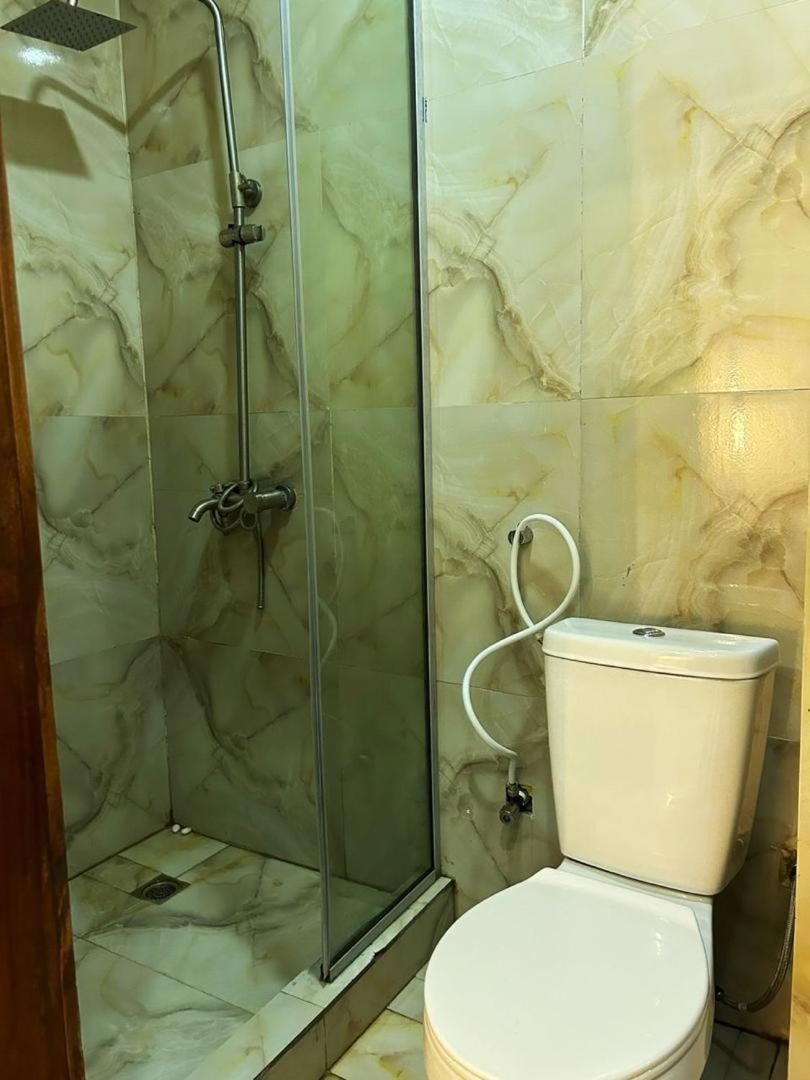 1 bedroom, 24hrs light, Netflix, Swimming pool in MIJL, Salem, Ikate view 5