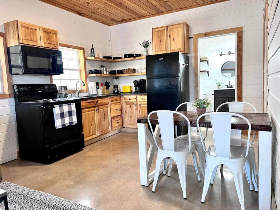 Guest, Vineyard, Longhorn & Ranch House at The Sanctuary