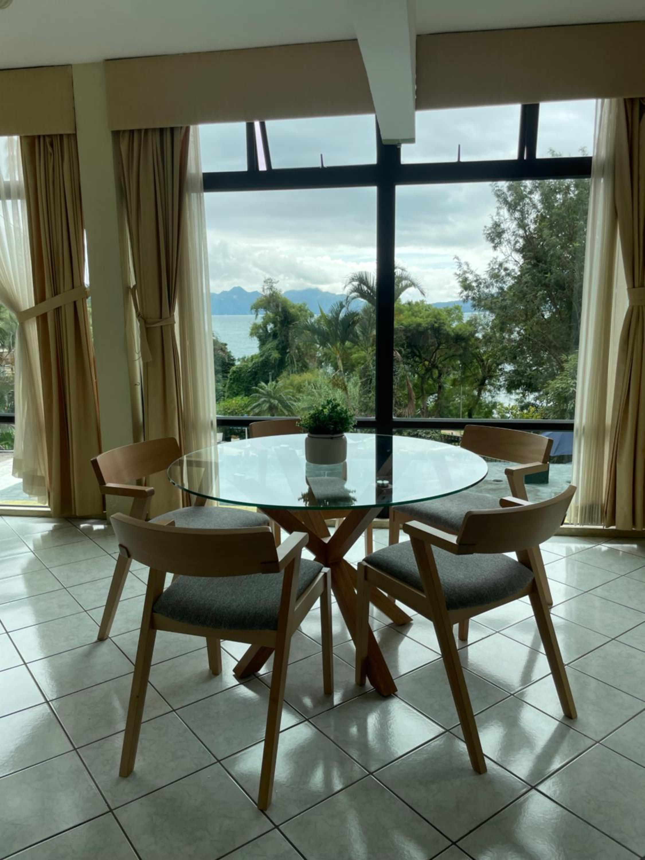 Apartamento para 8 personas con vista al lago view 3