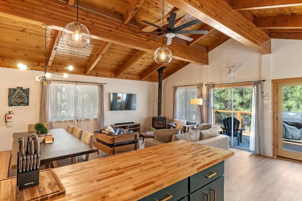 Lake Tahoe Vacations - Guadalupe Getaway - Pets - Hot Tub - AC - Property Image 30