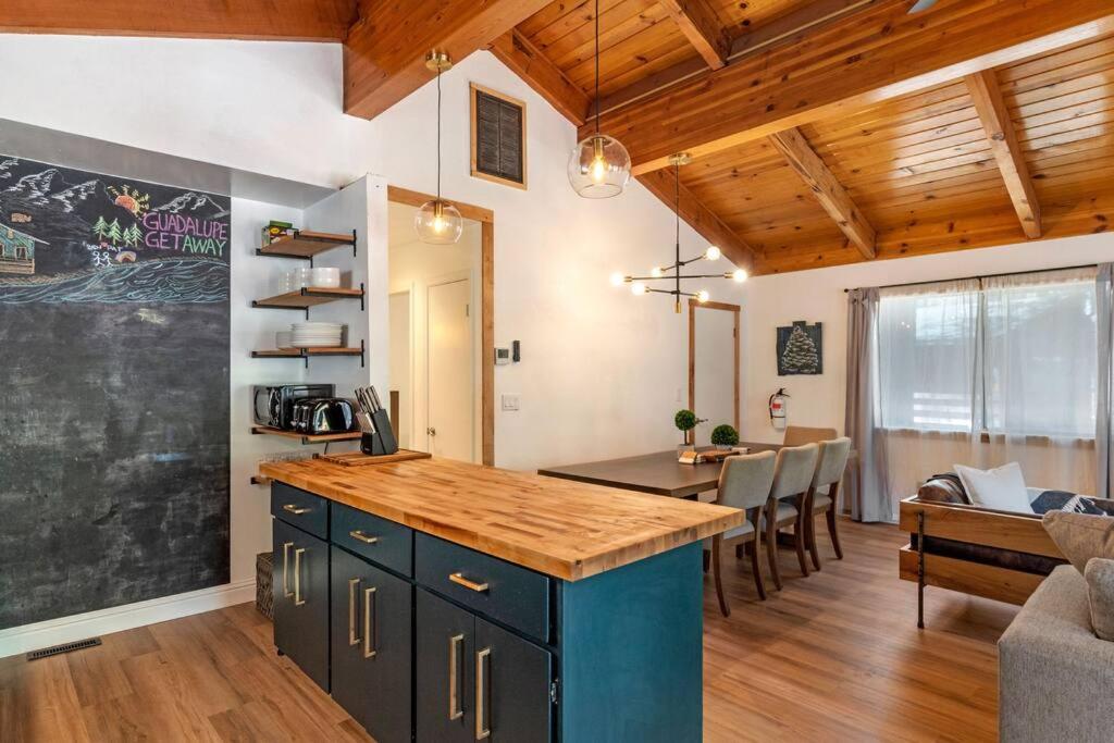 Lake Tahoe Vacations - Guadalupe Getaway - Pets - Hot Tub - AC - Property Image 33
