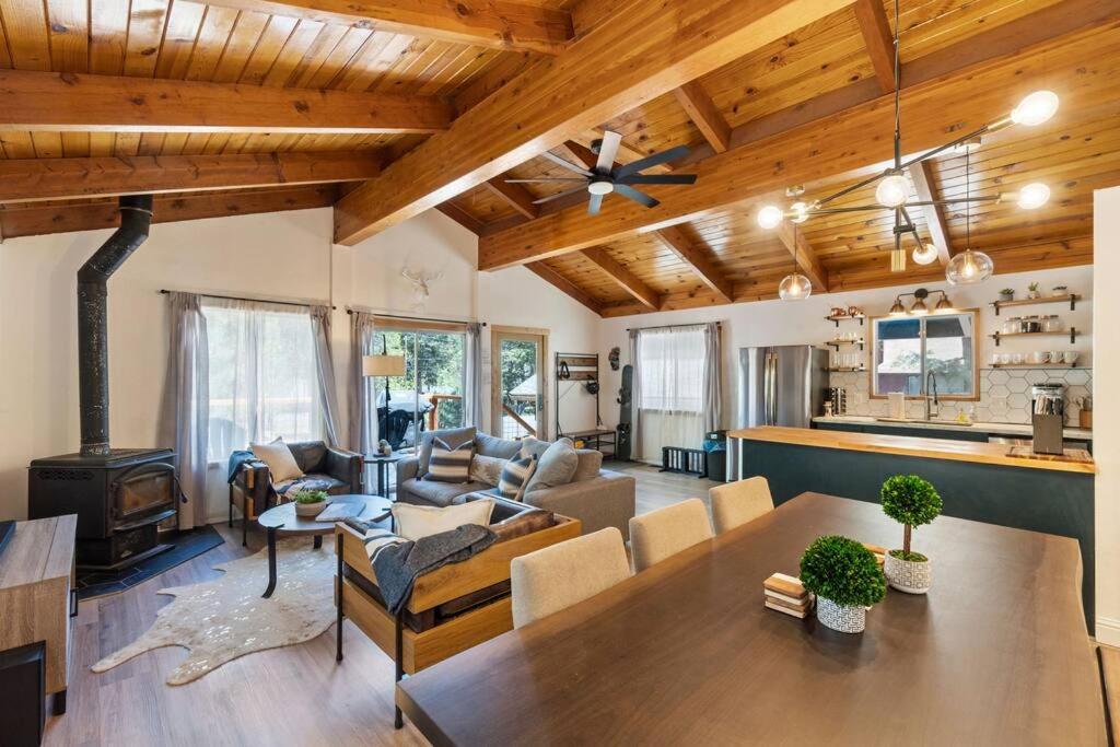 Lake Tahoe Vacations - Guadalupe Getaway - Pets - Hot Tub - AC - Property Image 36