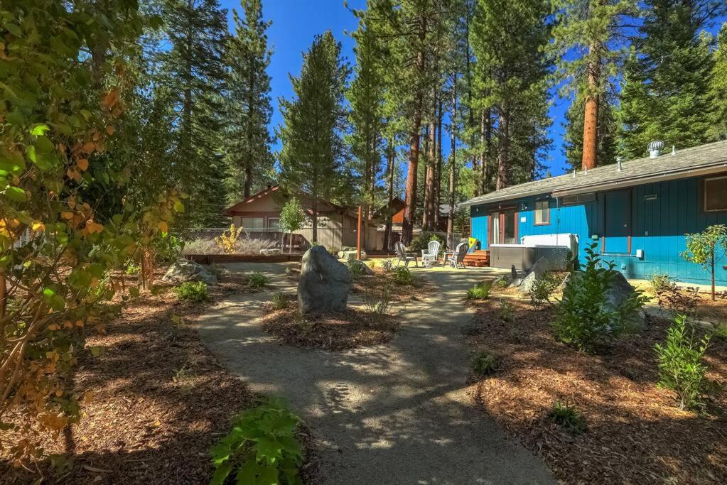 Lake Tahoe Vacations - Guadalupe Getaway - Pets - Hot Tub - AC - Property Image 14