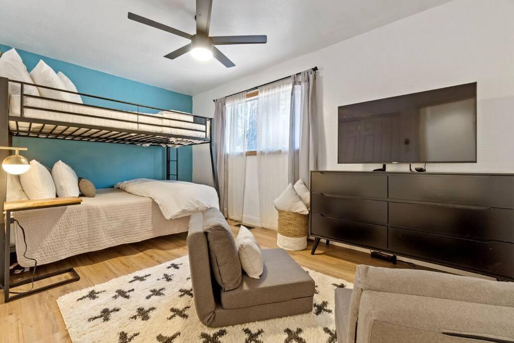 Lake Tahoe Vacations - Guadalupe Getaway - Pets - Hot Tub - AC - Property Image 15