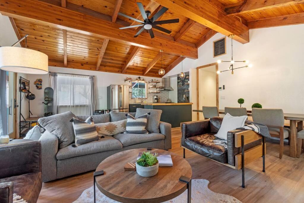 Lake Tahoe Vacations - Guadalupe Getaway - Pets - Hot Tub - AC - Property Image 16