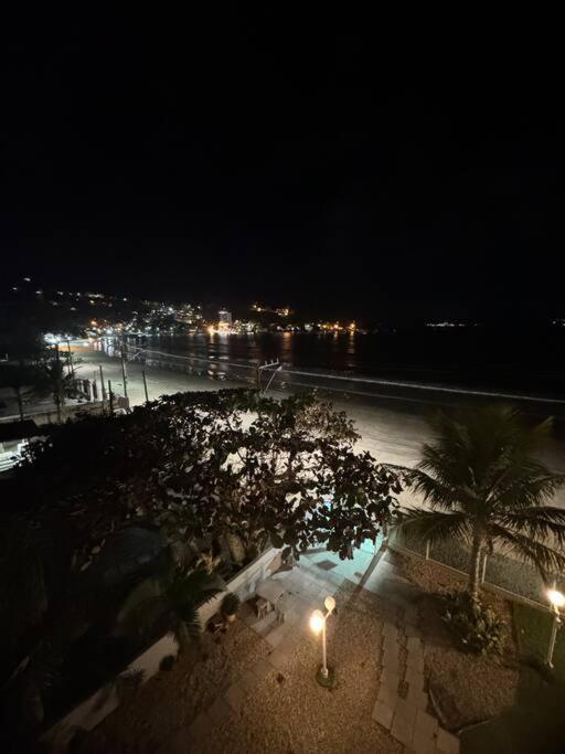 Ap pé na areia itapema frente mar