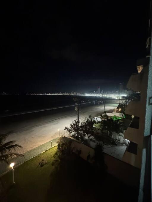 Ap pé na areia itapema frente mar