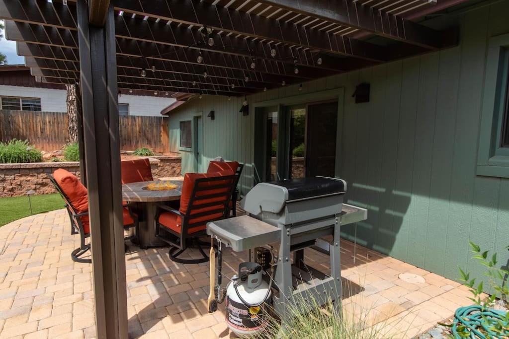 Uptown Sedona House - Hot Tub - 90 Second Walk To Main Street view 3