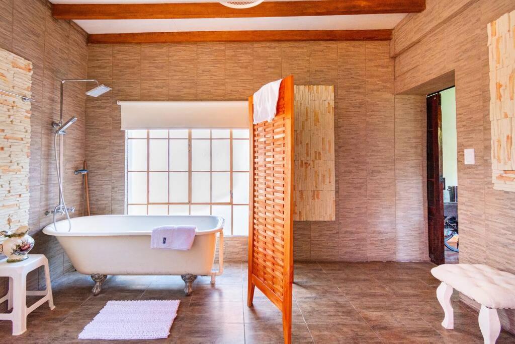 Casa Quinta con Pileta para hasta 8 Personas