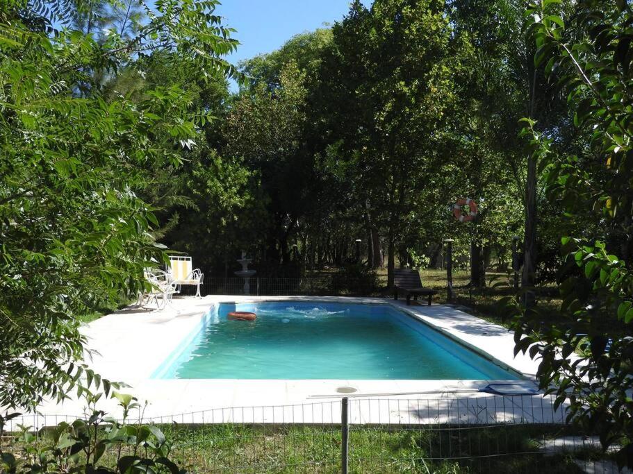 Casa Quinta con Pileta para hasta 8 Personas