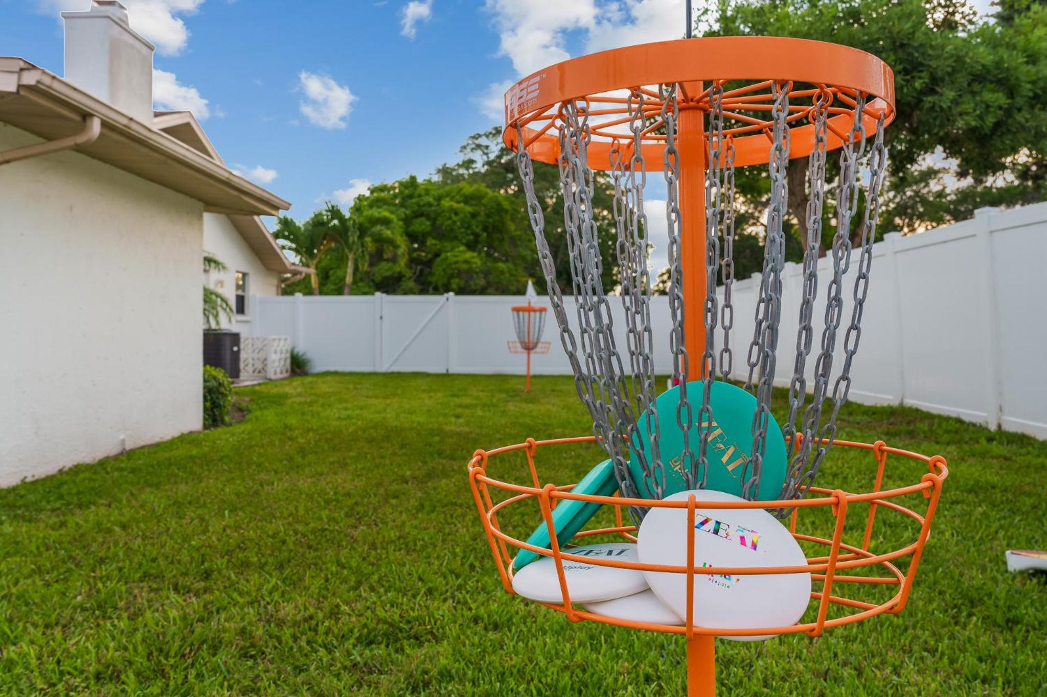 Family & Pet Friendly Bradenton House - Heated Pool -Hot Tub -EV Chrger-Near Beaches